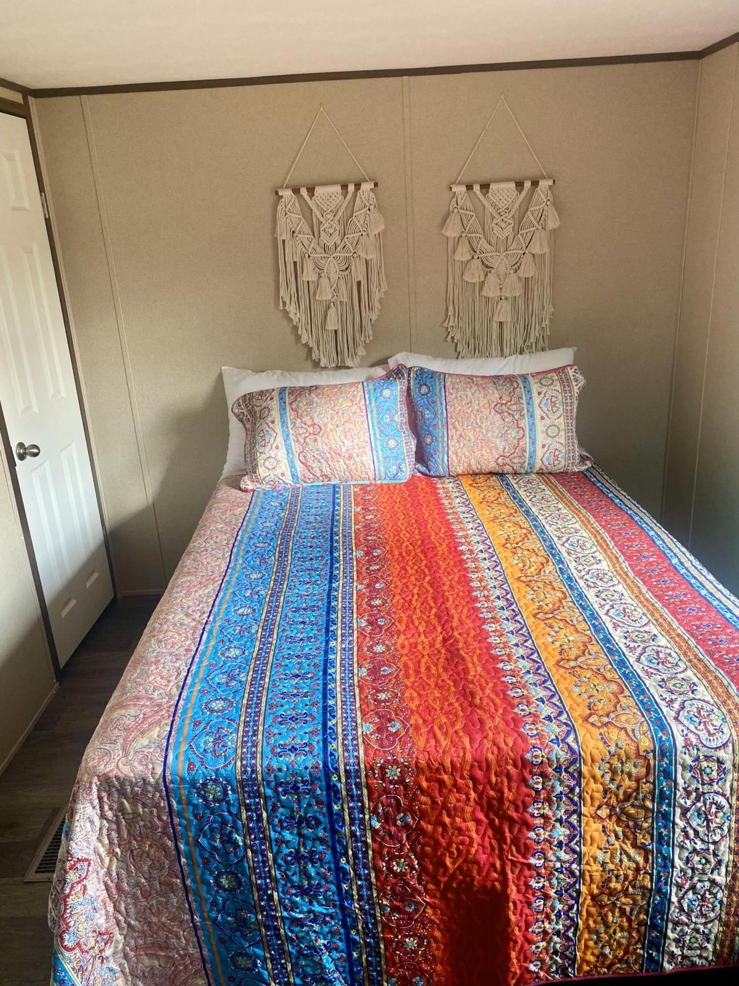 Private Cozy Hideaway With Deck Escape Austin 35Mi Βίλα Bastrop Εξωτερικό φωτογραφία