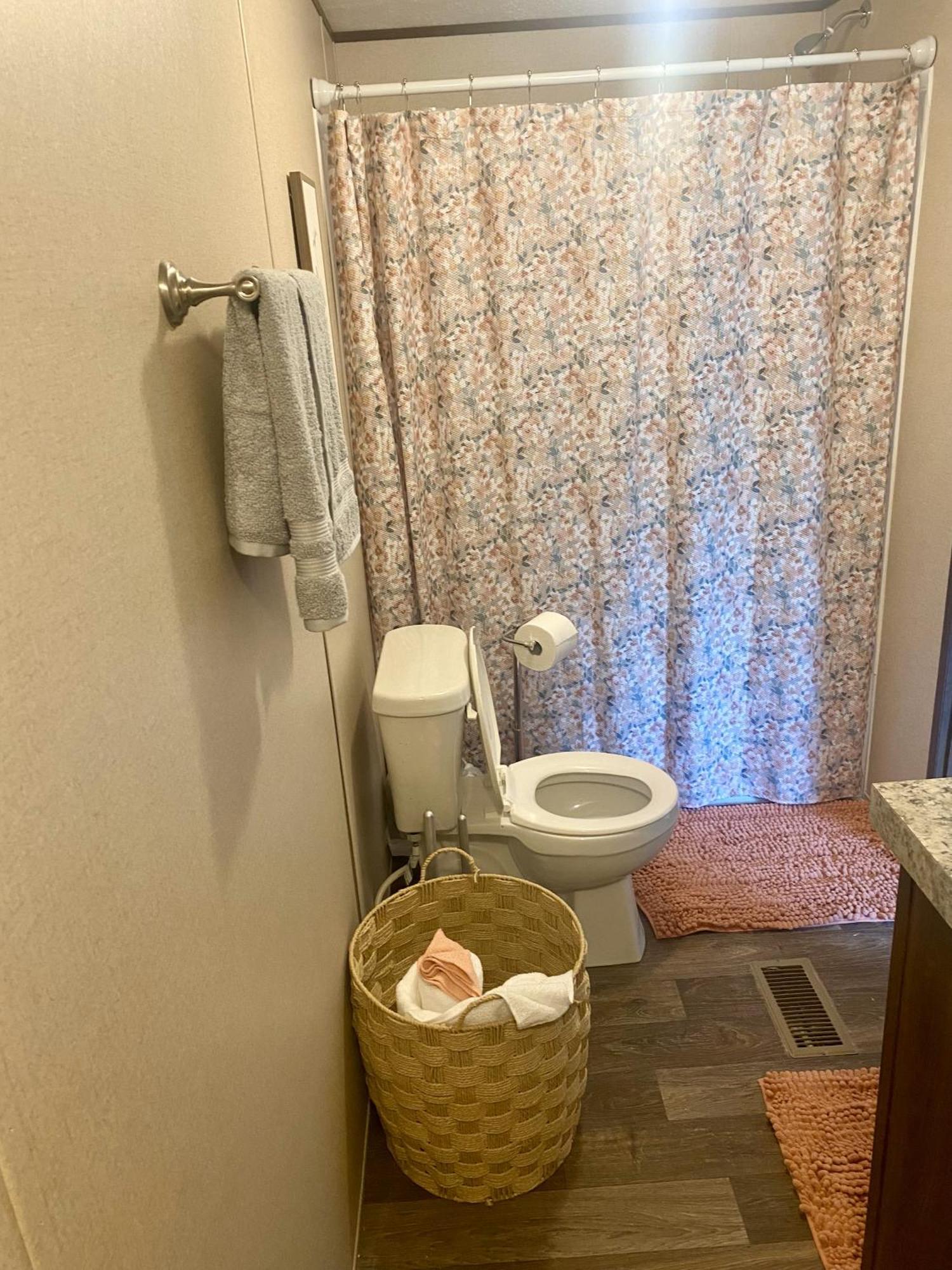 Private Cozy Hideaway With Deck Escape Austin 35Mi Βίλα Bastrop Εξωτερικό φωτογραφία