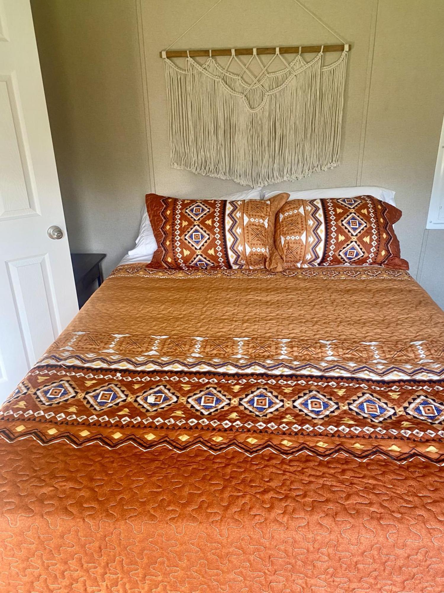 Private Cozy Hideaway With Deck Escape Austin 35Mi Βίλα Bastrop Εξωτερικό φωτογραφία